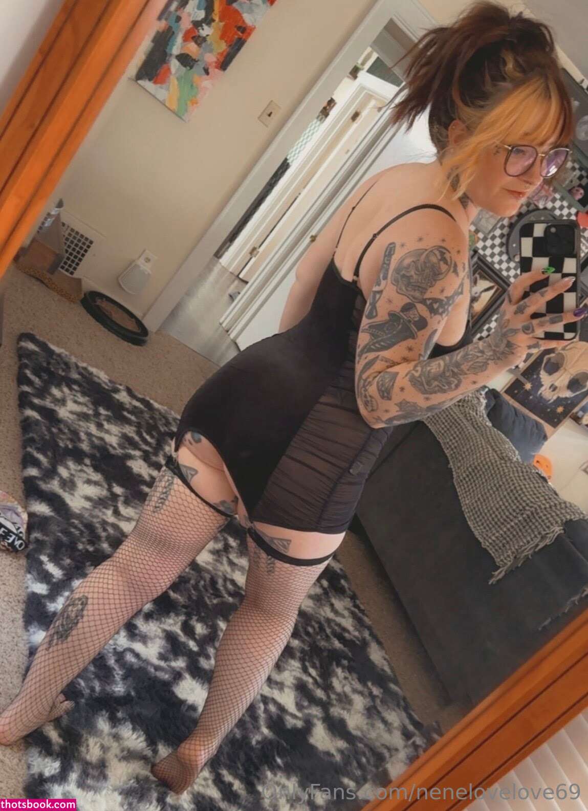 nenelovelove69 Photo #23