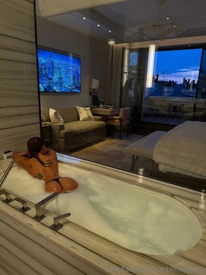 Artemida Rey Photo #6