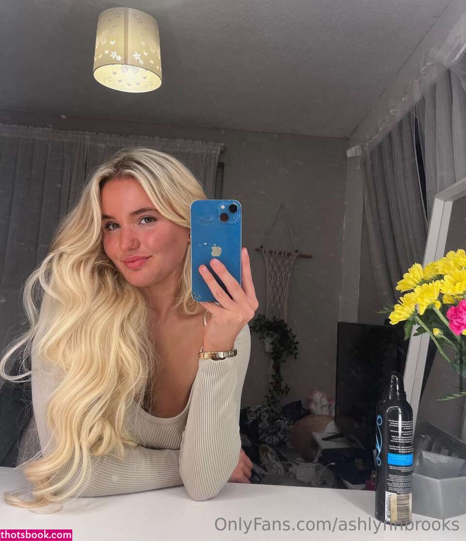 Ashlynn Brooks Photo #1