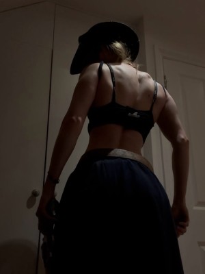 Sistervader Photo #20