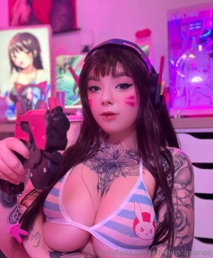 Chihiro Ayanoo Photo #1