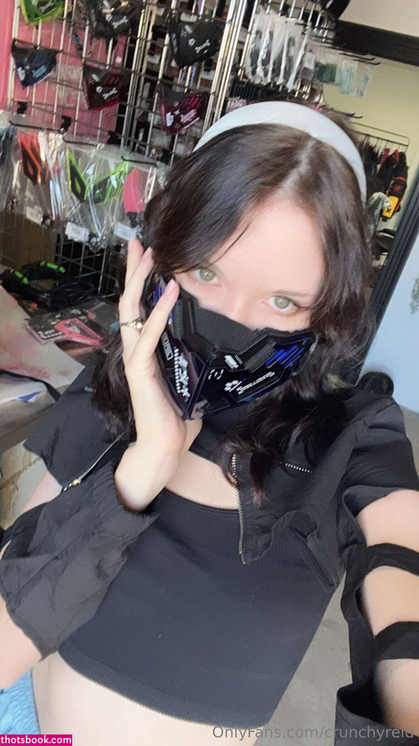 crunchyreid Photo #35