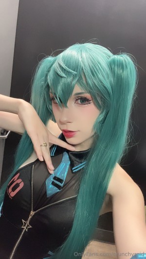 crunchyreid Photo #33