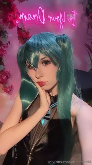 crunchyreid Photo #37