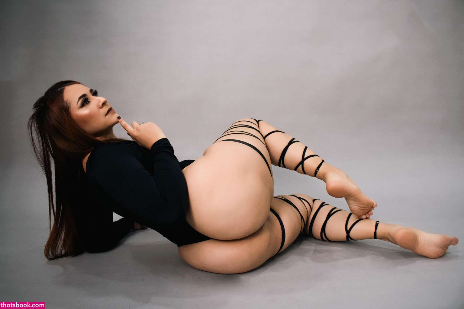 Katrina Moore Photo #7