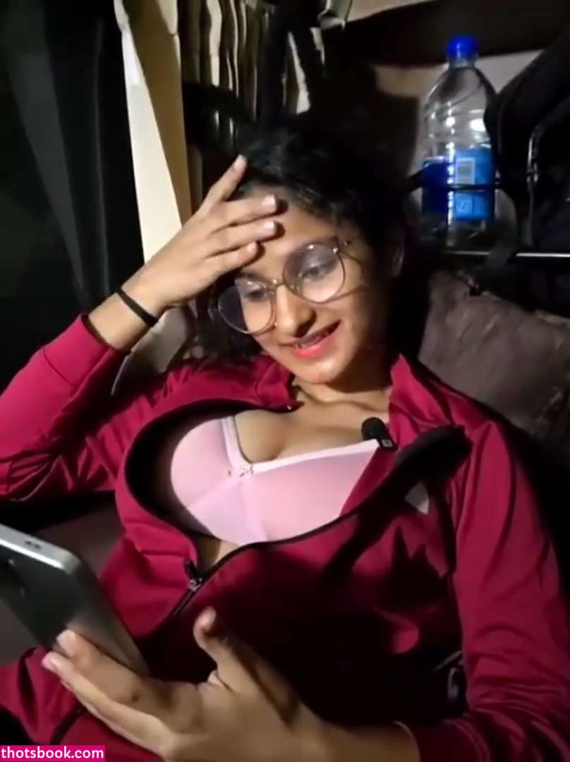 Khadija Fathima Photo #7