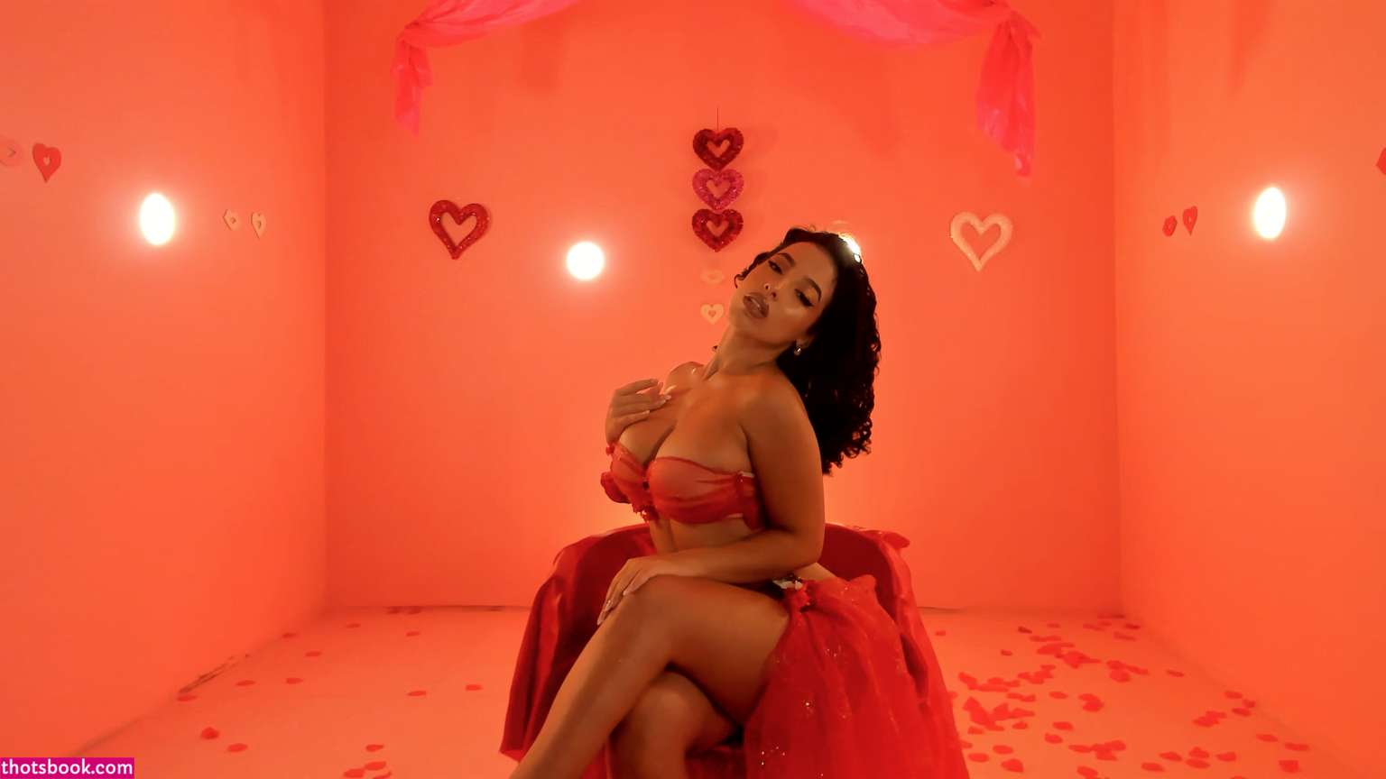 Roseferrera Photo #4