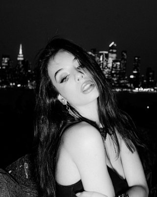 lunasereena Photo #36