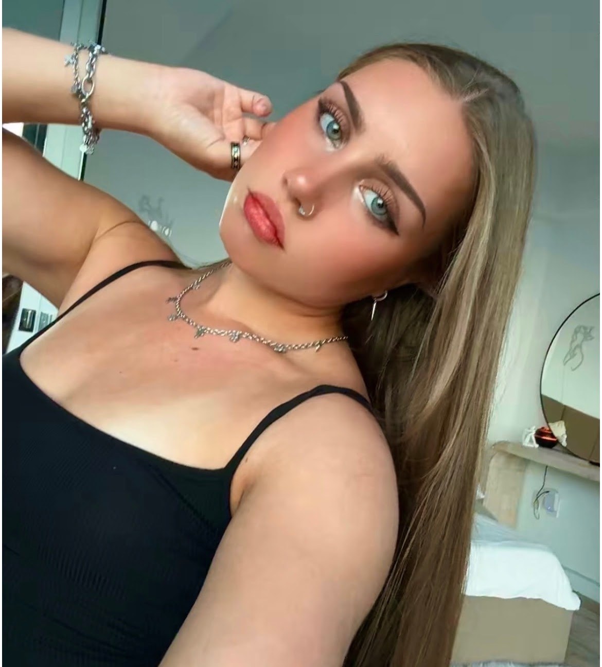 Emily Mangler Photo #87