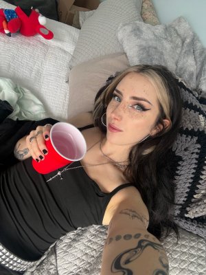 Sophie Burrell Photo #22