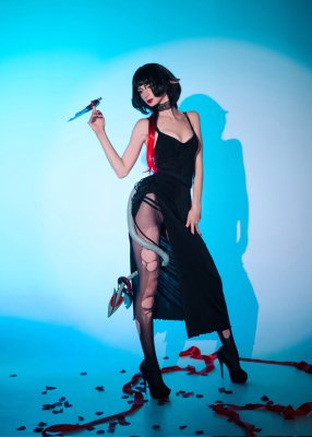 Holly White Photo #61