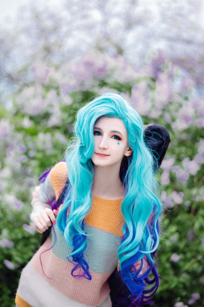 Holly White Photo #176