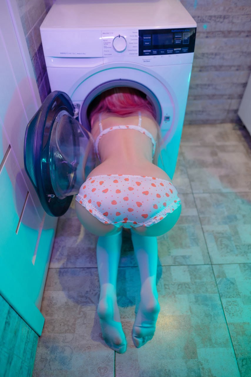 Holly White Photo #215