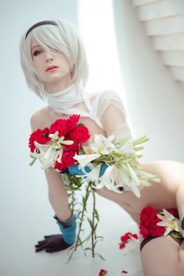 Holly White Photo #240