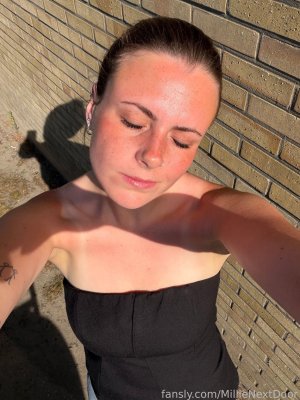 MillieNextDoor Photo #2