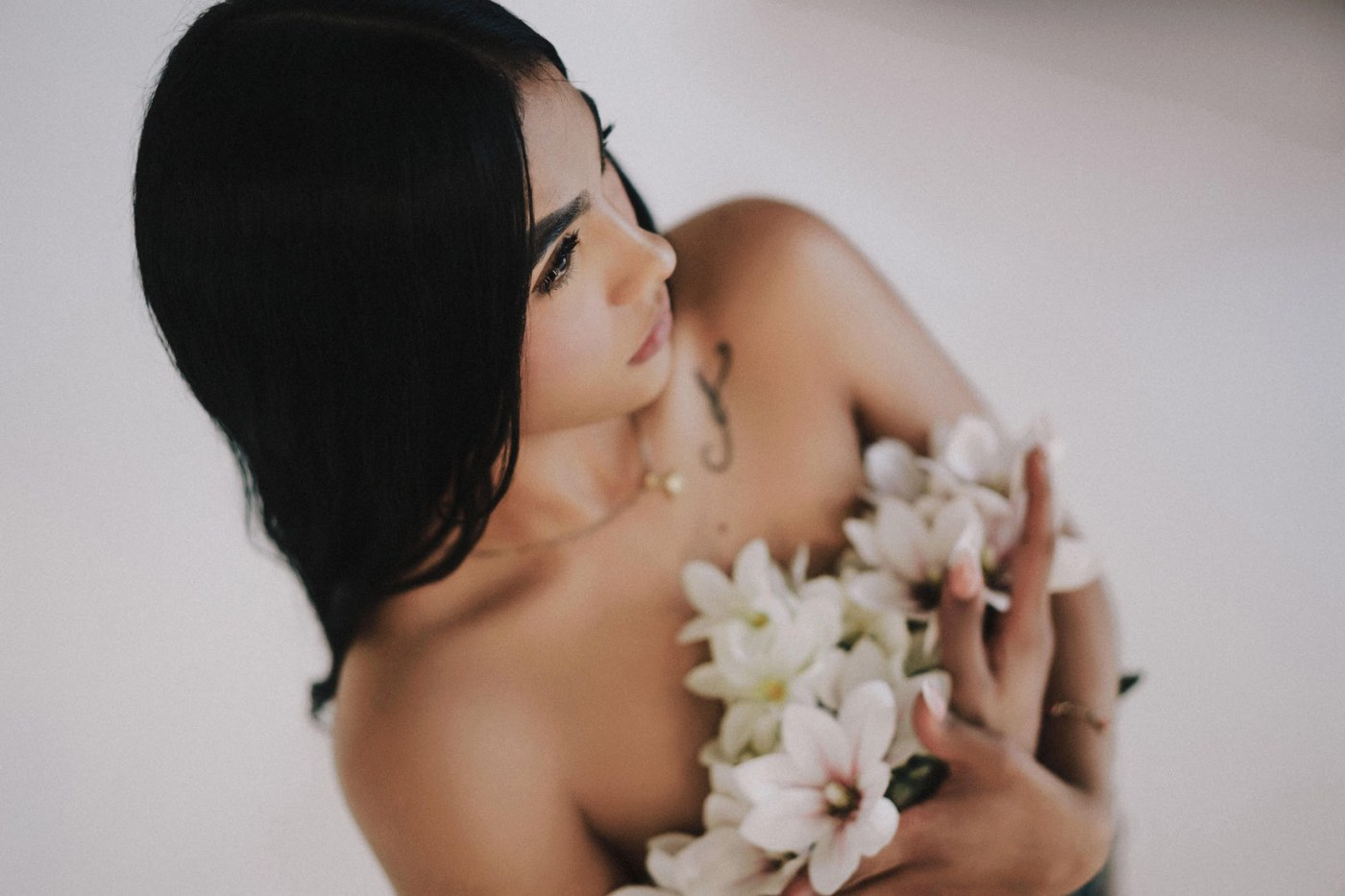 Ariia_Blaze Photo #9