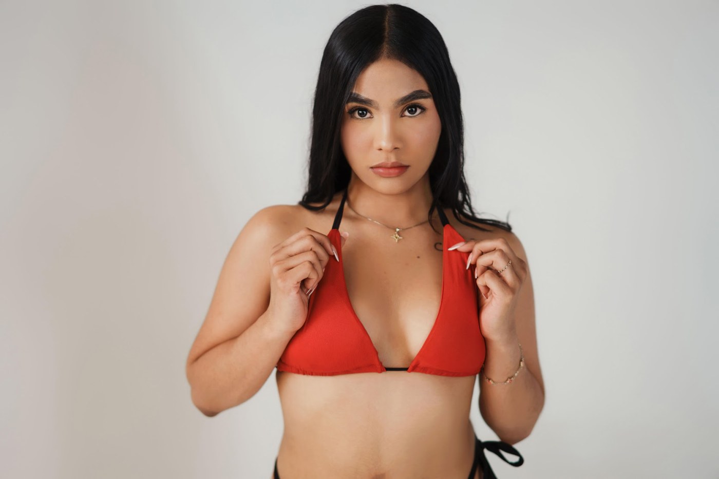 Ariia_Blaze Photo #13