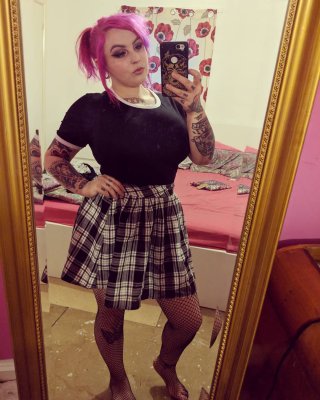 Beezbaddie Photo #2