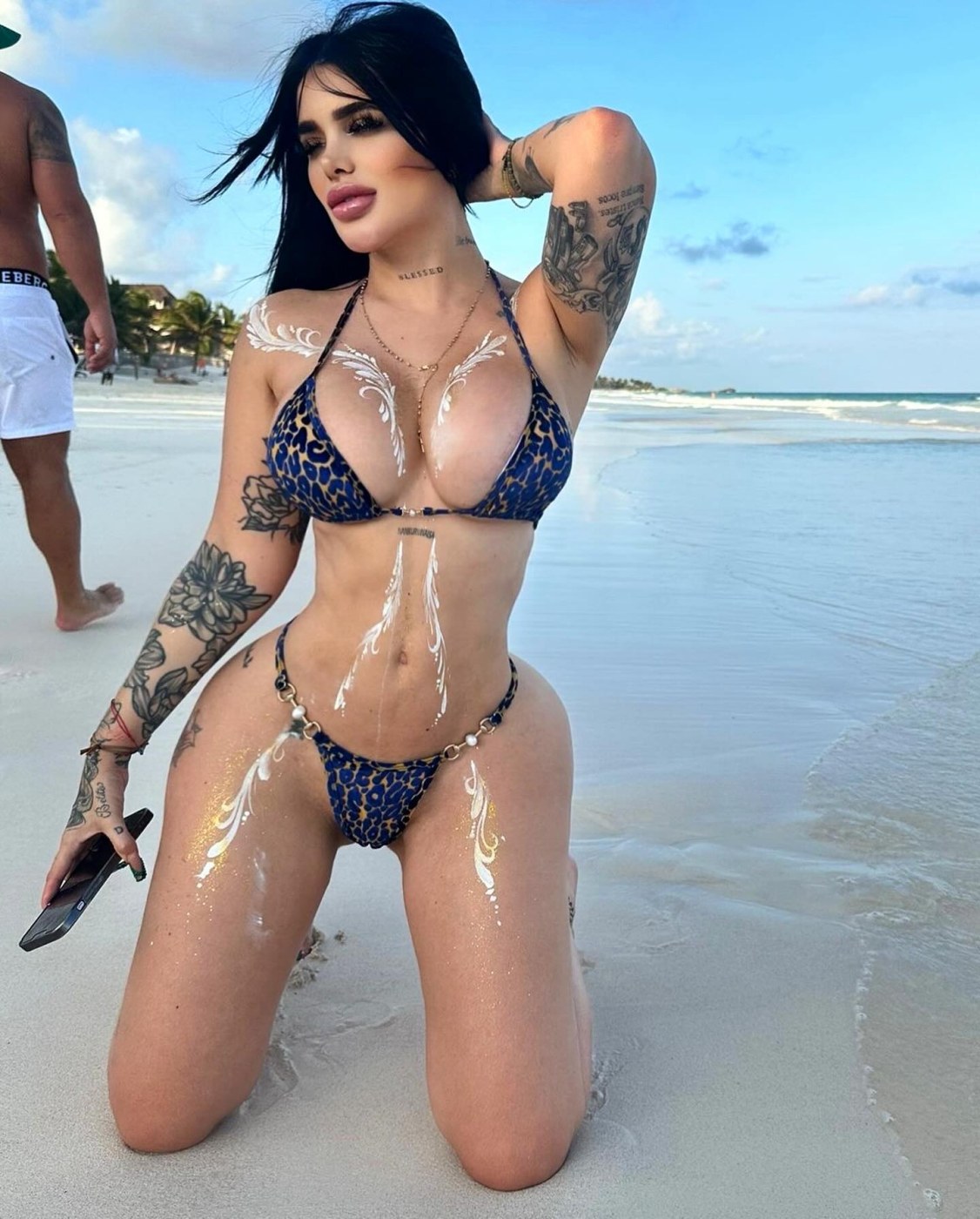 Kareen Cuba Photo #7