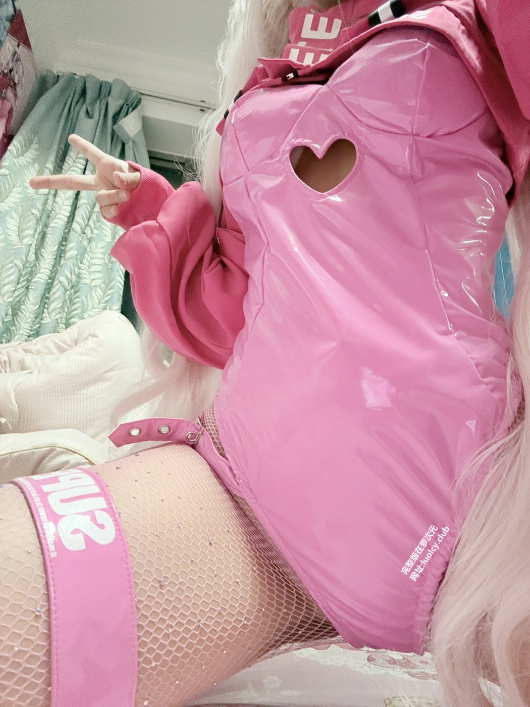 More_loveai Photo #12
