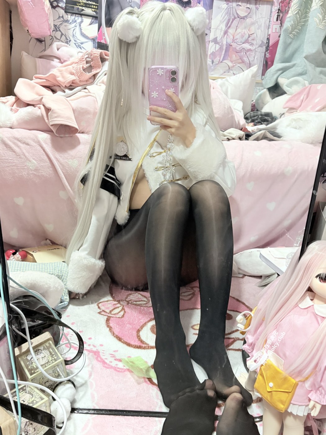 More_loveai Photo #18