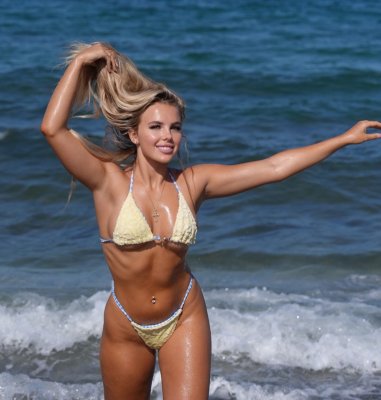 Ellie Blue Photo #83