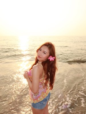 Angela Muji Photo #13