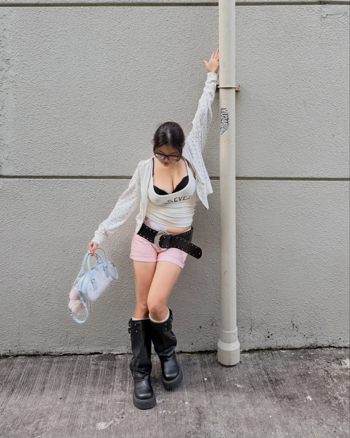 angellytl_ Photo #2