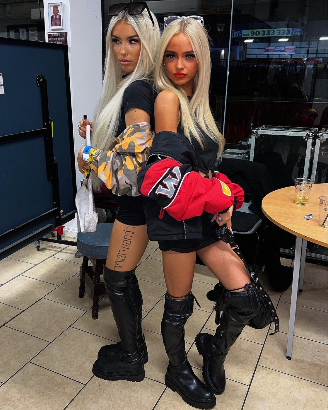 petitesneakylink Photo #56