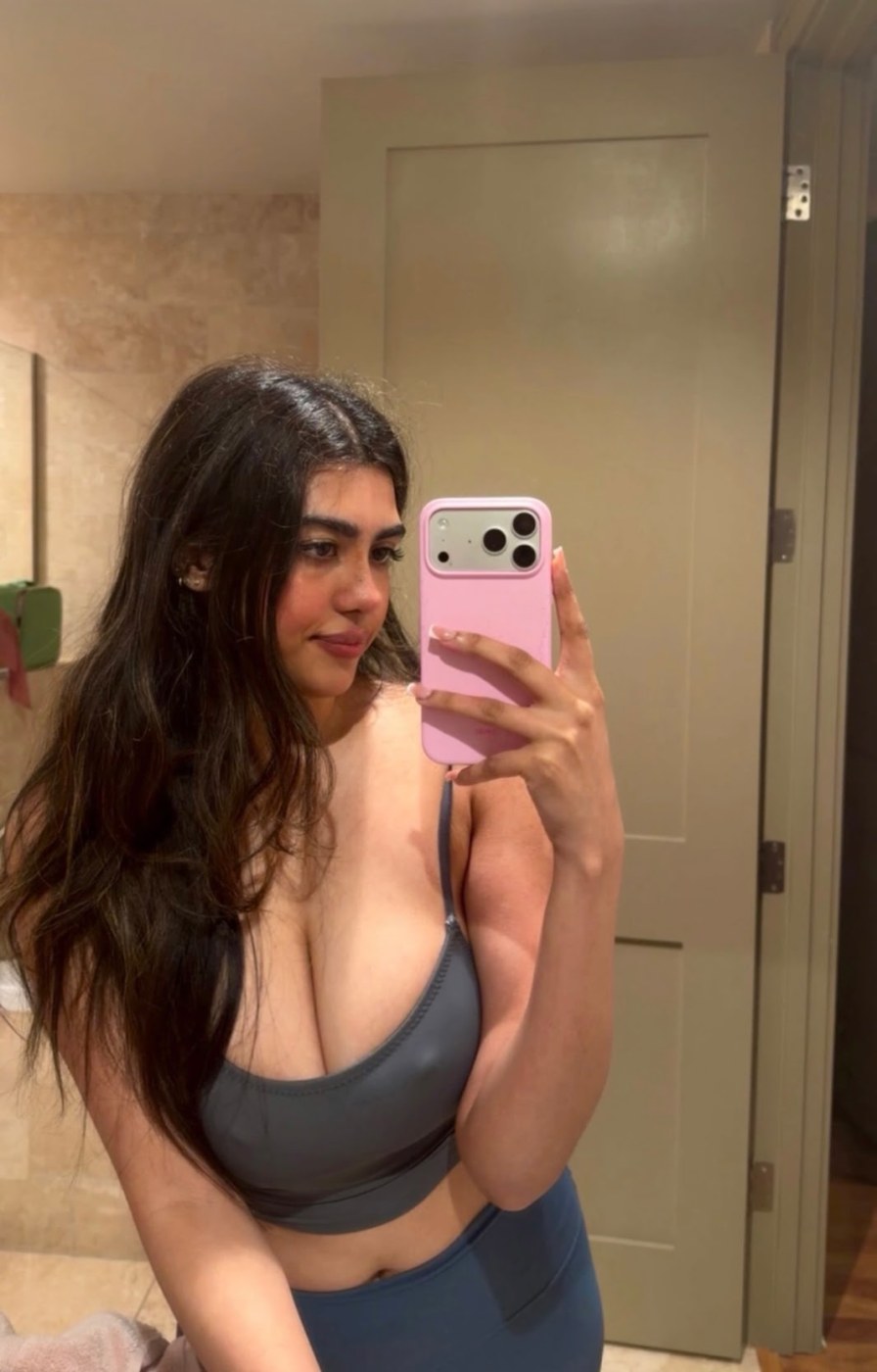 Sunya Siddiqui Photo #32