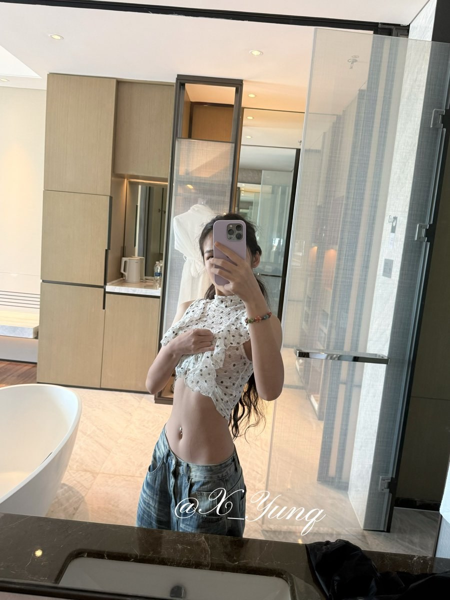 X_Yunq Photo #17
