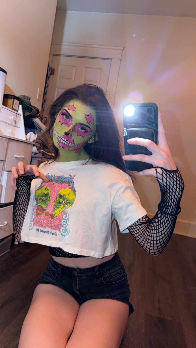 Soggyalien22 Photo #227