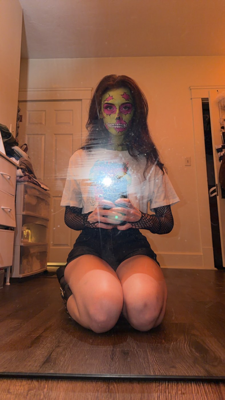 Soggyalien22 Photo #230