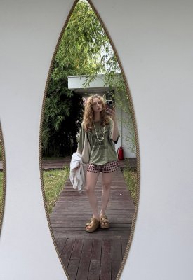 Zira Merz Photo #67