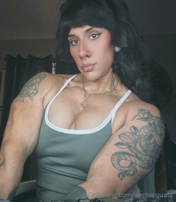 Amanda Powell Photo #39