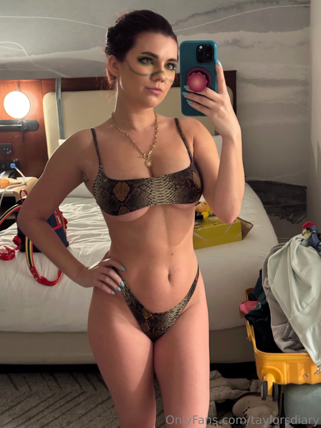 Dare Taylor Photo #1350