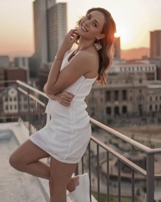 Megan Brand Photo #18