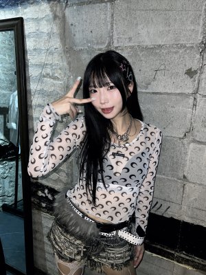 Miina Yoneda Photo #24