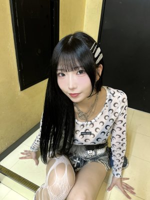 Miina Yoneda Photo #17