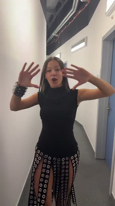 Sara Rikas Video #39