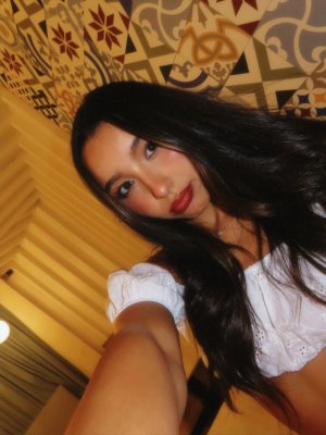 Andi Miranda Photo #3