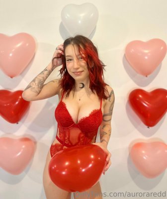 Auroraredd Photo #7