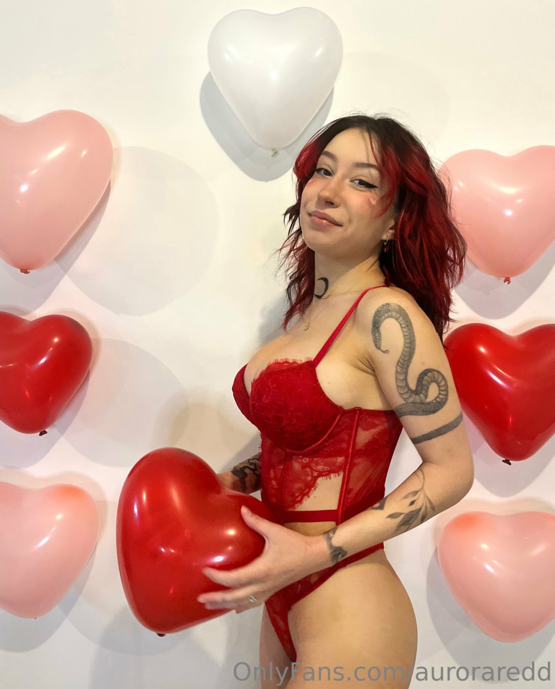 Auroraredd Photo #31