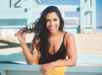 Michelle Khare Photo #12