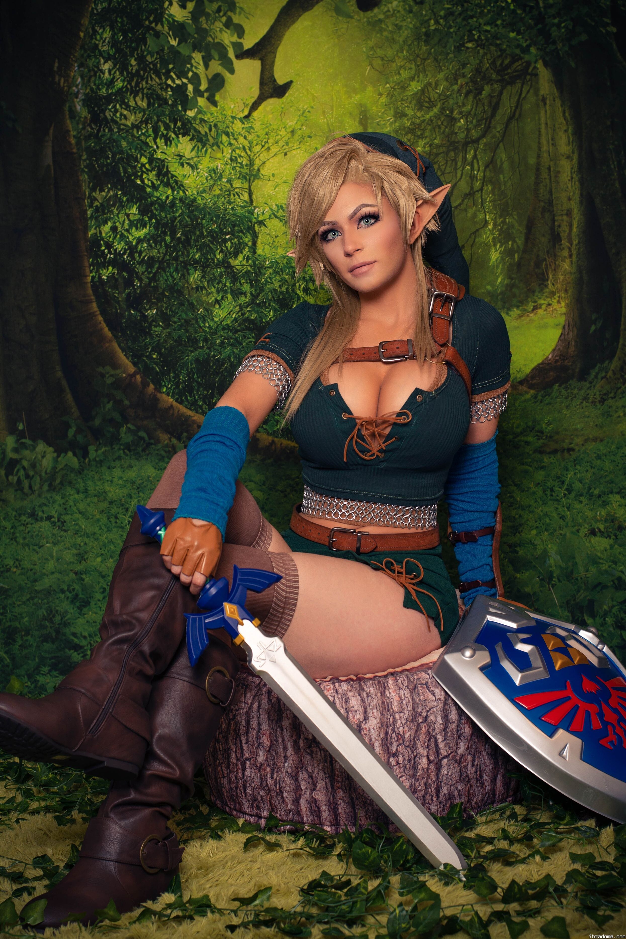 Danielle Beaulieu Photo #146