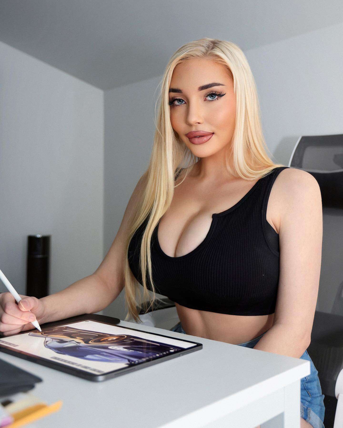 Brooke Michelle Photo #250