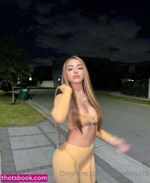 Malu Trevejo Photo #420