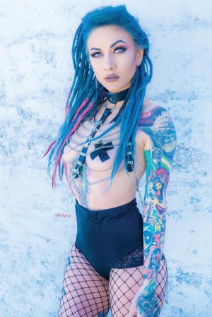 Lena Scissorhands Post #1