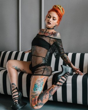 Lena Scissorhands Photo #50