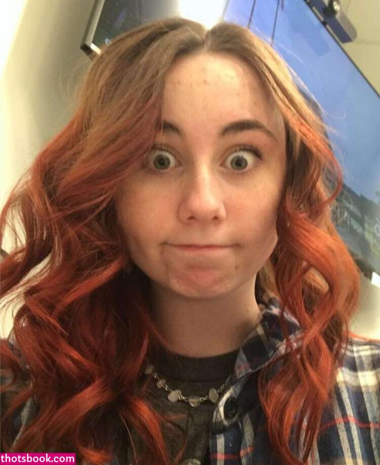 Katiebuggyboo Photo #3